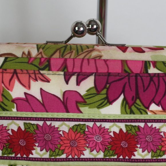 Vera Bradley Hello Dahalia Red Pink Green Flowers - Picture 3 of 8